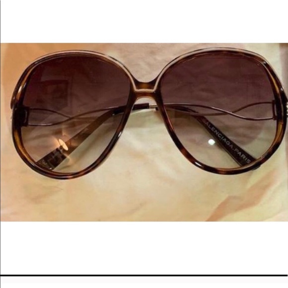 Balenciaga Accessories - BALENCIAGA Brown Oversized Sunglasses